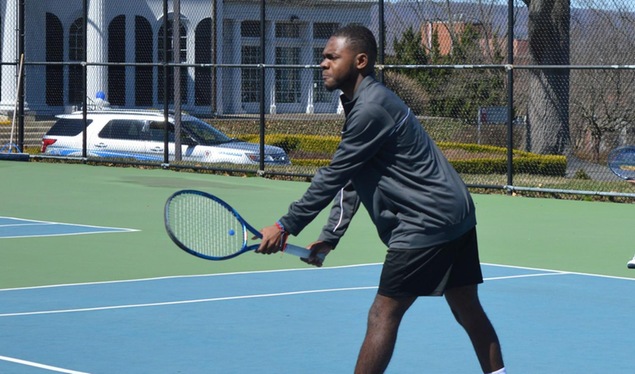 Men's Tennis Falls to Eastern Nazarene in GNAC Opener