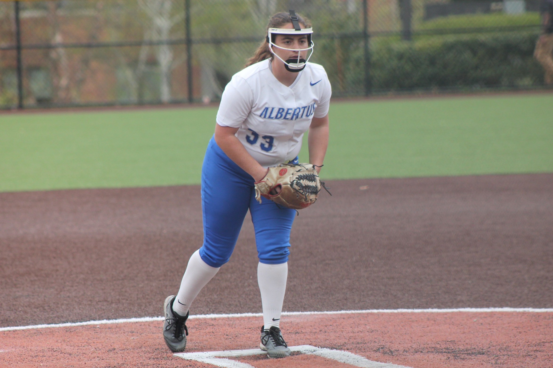 Scheid and Laforte Aids Softball in Back-to-Back Wins on Opening Day