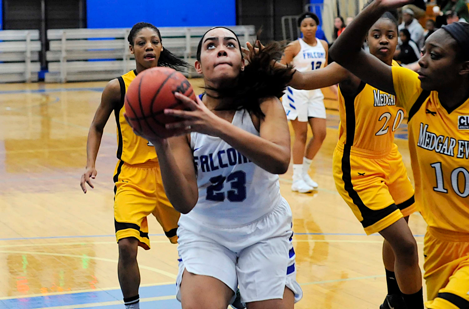 Bolden Collects Double-Double, Women’s Basketball Shuts Down Lasell 75-57