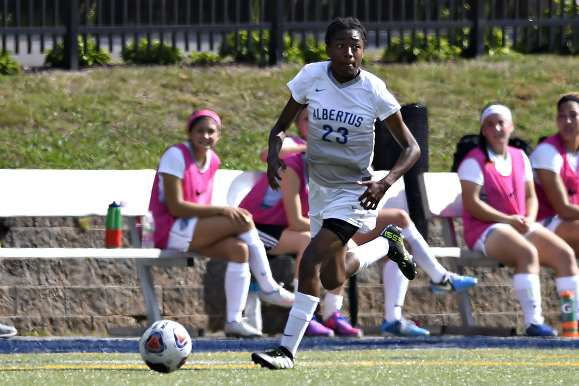 Women’s Soccer Drops Conference Showdown with Johnson & Wales