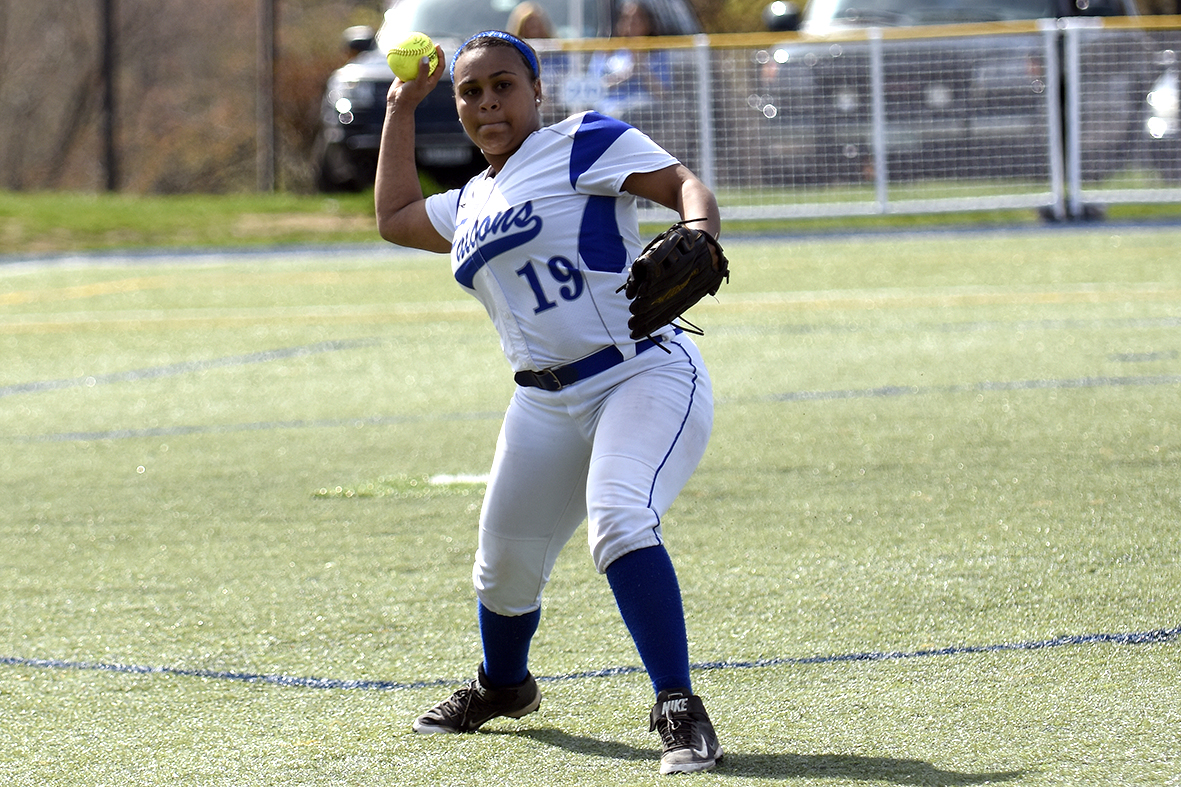 Softball Shuts Down Simmons, 9-0; Faces Top-Seeded Johnson & Wales in GNAC Tournament
