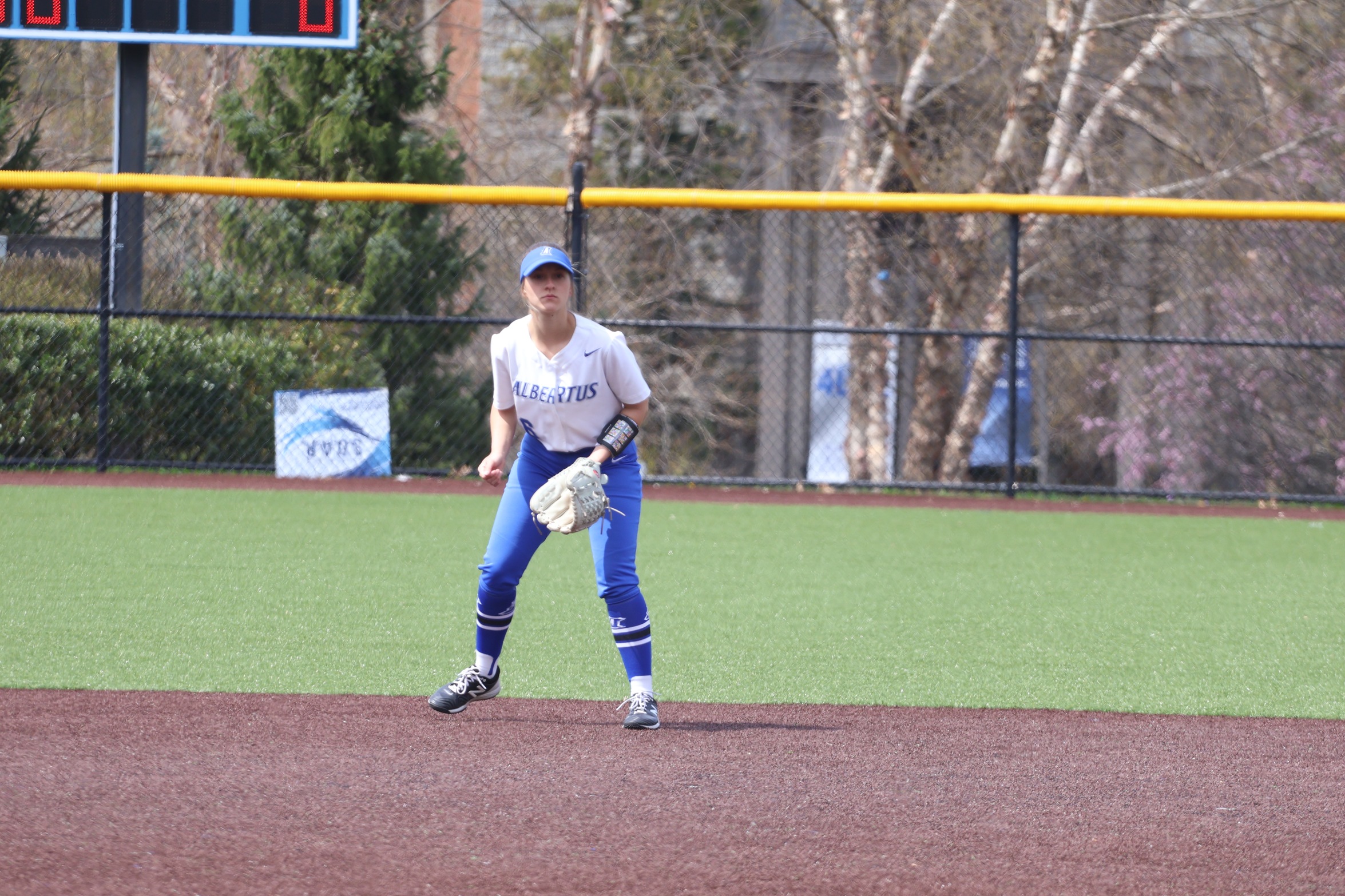 Softball Loses First Two GNAC Games, Swept By JWU