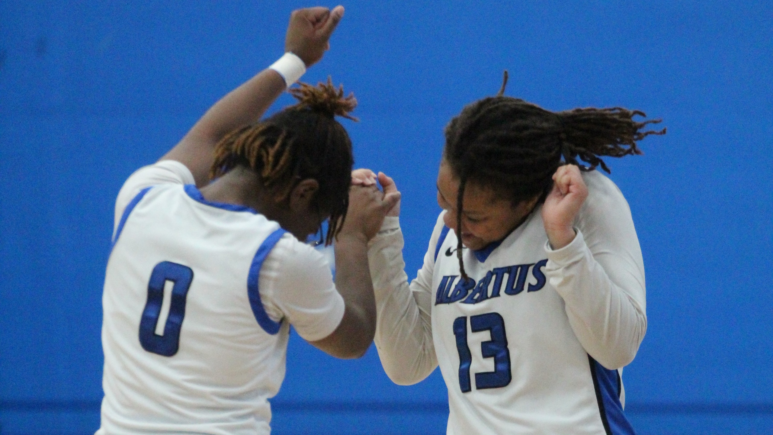 Women's Basketball Wins Third Straight, Defeat In-State Rival Wesleyan