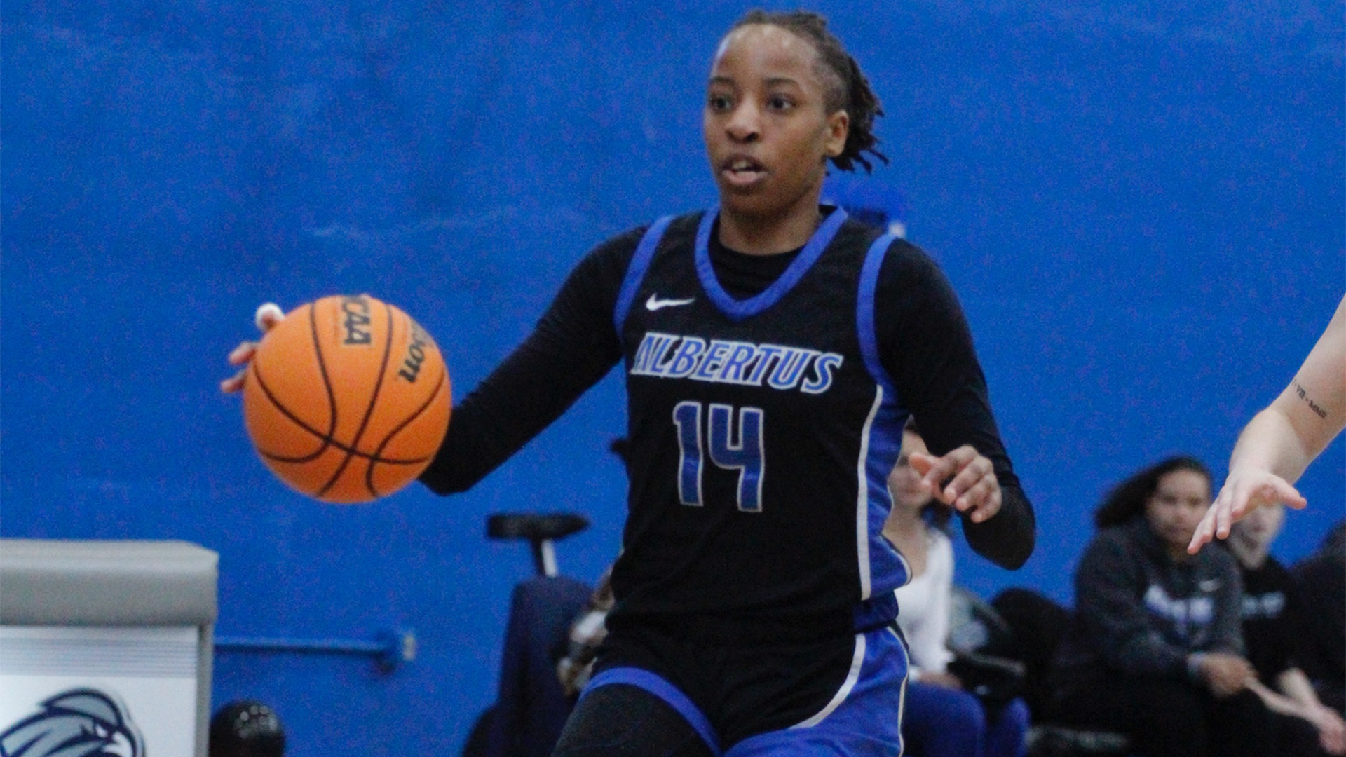 Women's Basketball Routs NEC to Close Out Regular Season