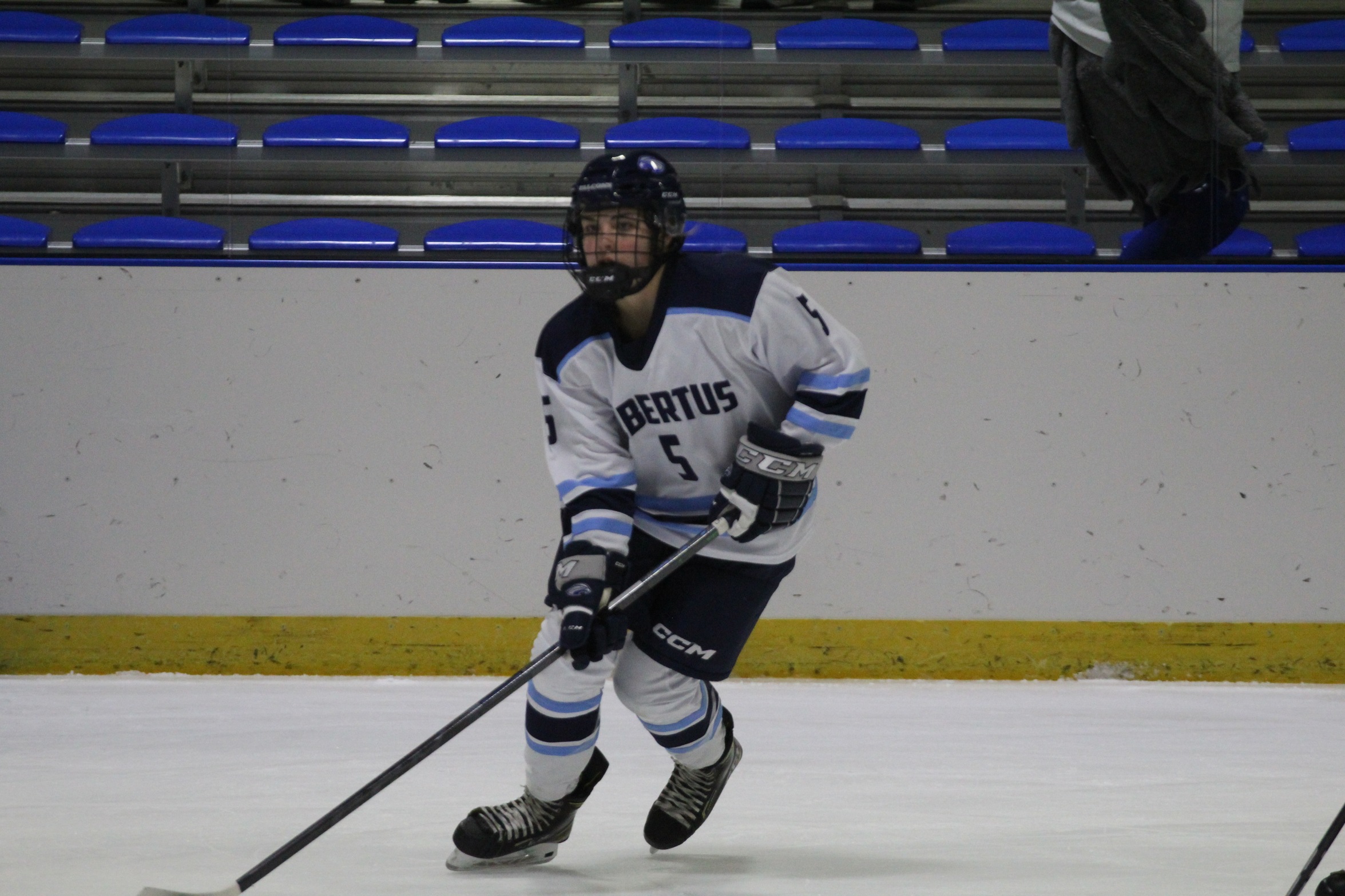 Women's Ice Hockey Wins Third Straight Game, Defeat Alvernia After Final Period Goal From Walsh
