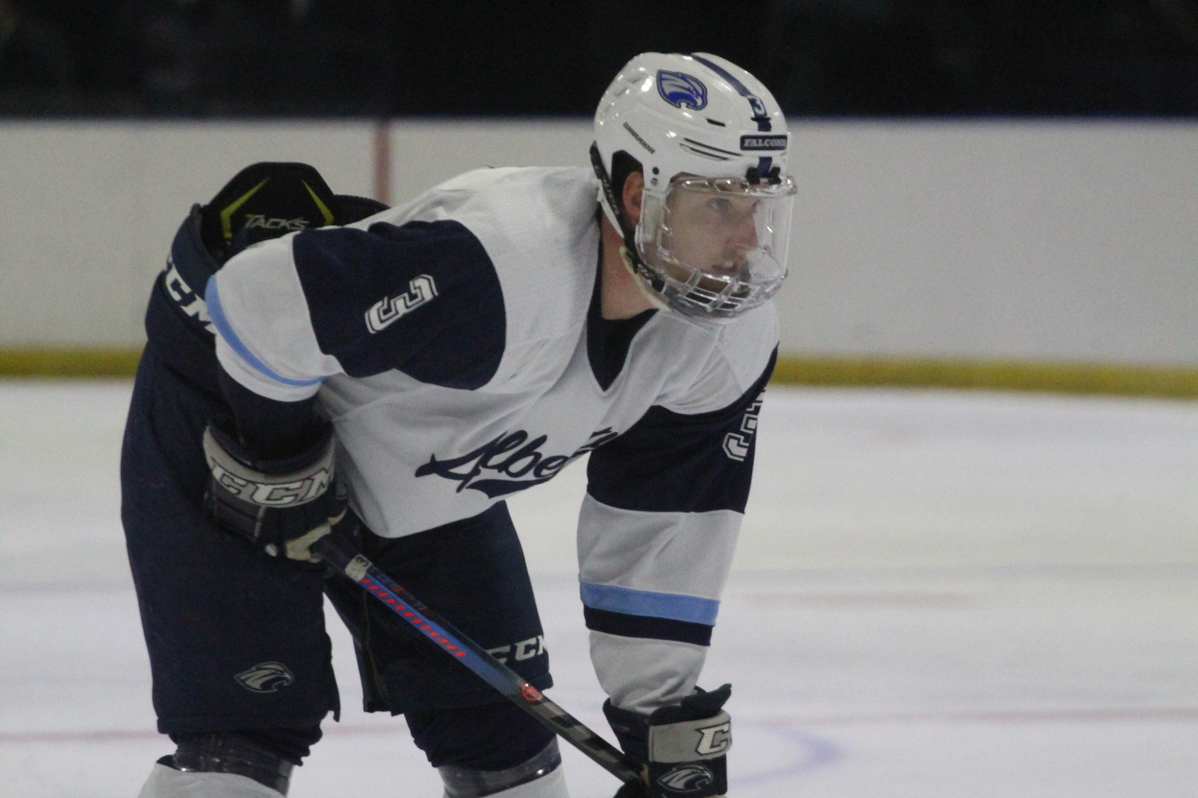 Men's Ice Hockey Scores Five Unanswered Goals; Herpy Nets Career First Goal In Win Over Rivier
