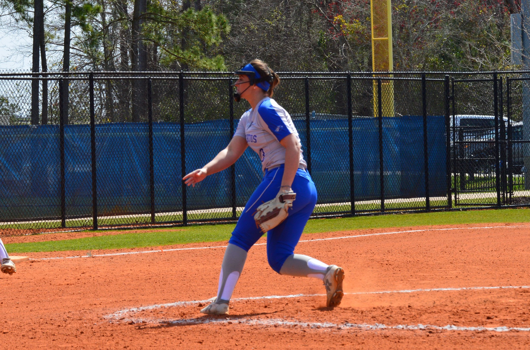 Softball Sweeps GNAC Twinbill from Lasell